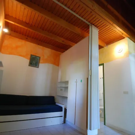 Holiday home Locazione Turistica Borsetti.6 *