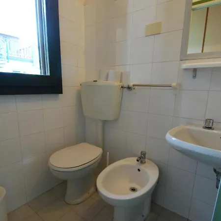 Holiday home Locazione Turistica Borsetti.6 *